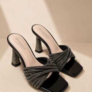 Les mules de dames à  talon